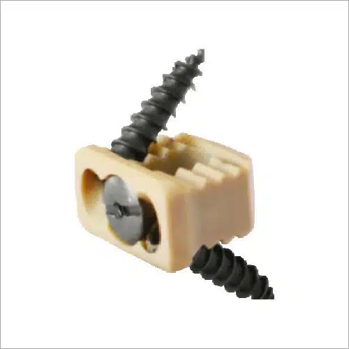 orthopedic-cervical-cage-with-screw